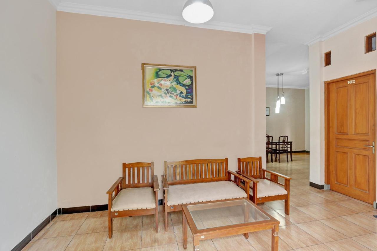 Hotel Wisma Ck Kebumen Zewnętrze zdjęcie
