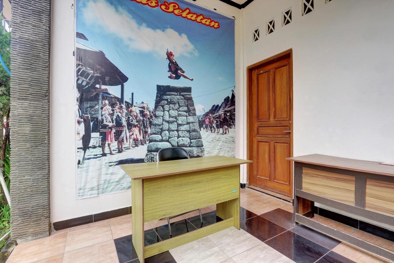 Hotel Wisma Ck Kebumen Zewnętrze zdjęcie
