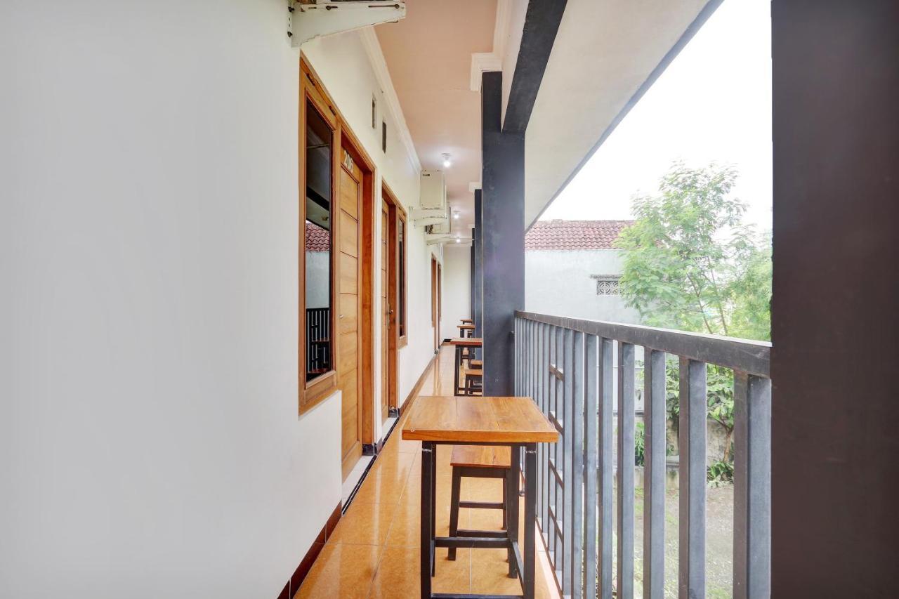 Hotel Wisma Ck Kebumen Zewnętrze zdjęcie